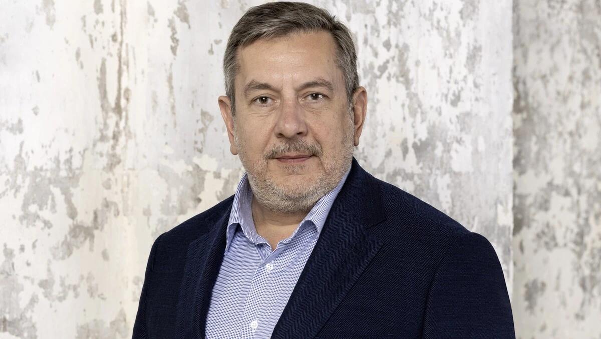 Speaker profile image for Giles Proctor